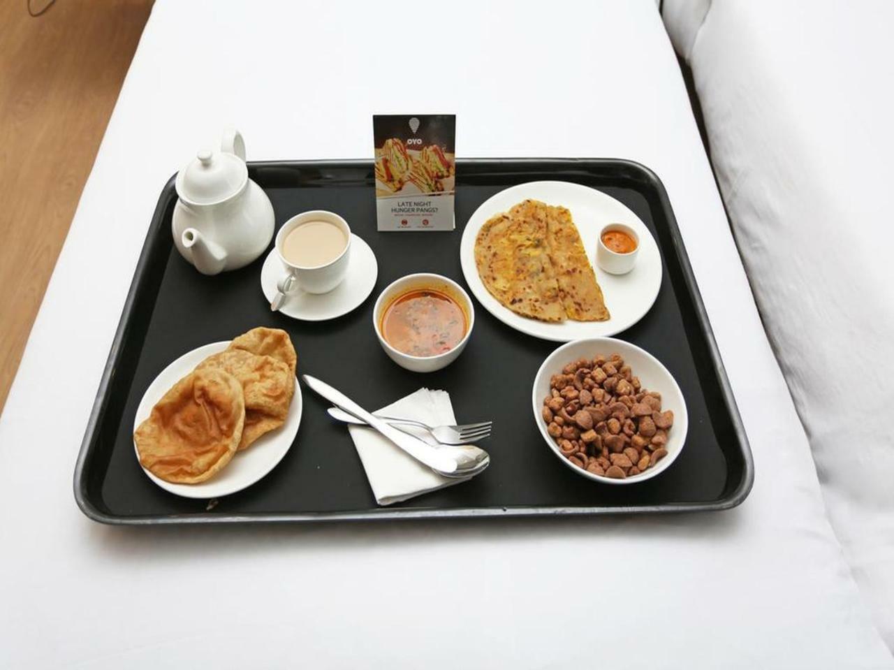 Oyo 23364 Kolkata Hcn Guest House Екстер'єр фото